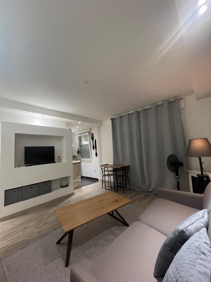 Le Carre Strasbourgeois - Logement Entier Au Centre Du Neudorf F1 Exterior photo